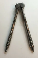 Antique Nut Cracker - White Metal (1000159)