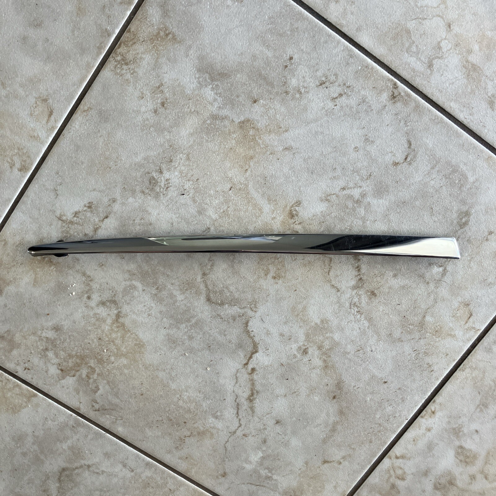BENTLEY GTC REAR BUMPER CHROME TRIM LEFT 2005 2006 2007 2008 2009 2010 3W8807811