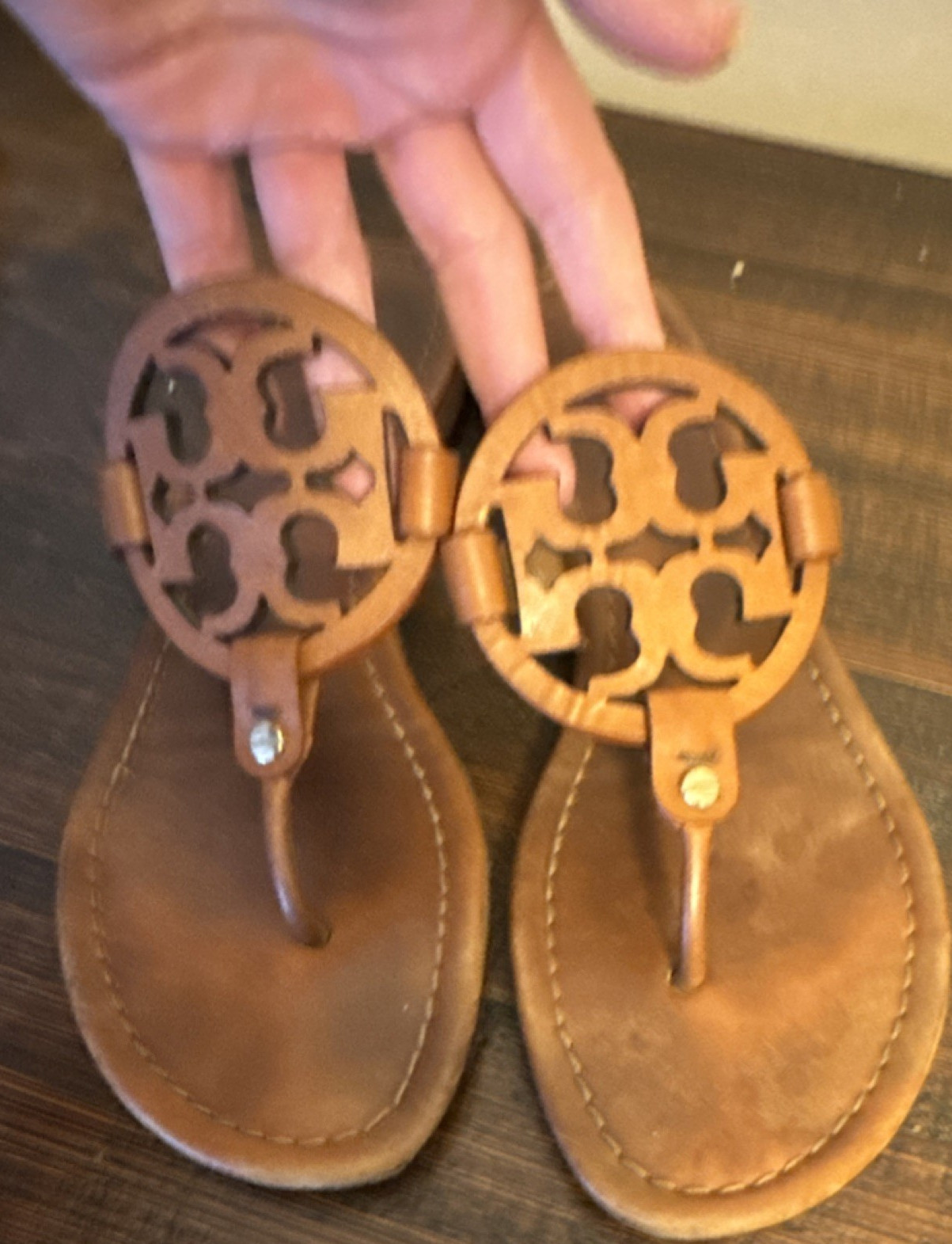 Tory Burch Brown Leather Logo Thong Flat Sandals Women's Size 8