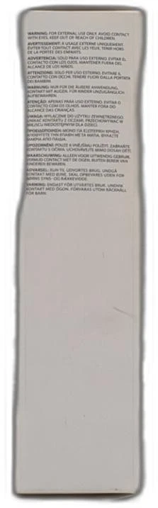 Jabón corporal exfoliante Laura Mercier, exfoliante de semillas de fresa y azúcar con infusión Foto 4 de 4