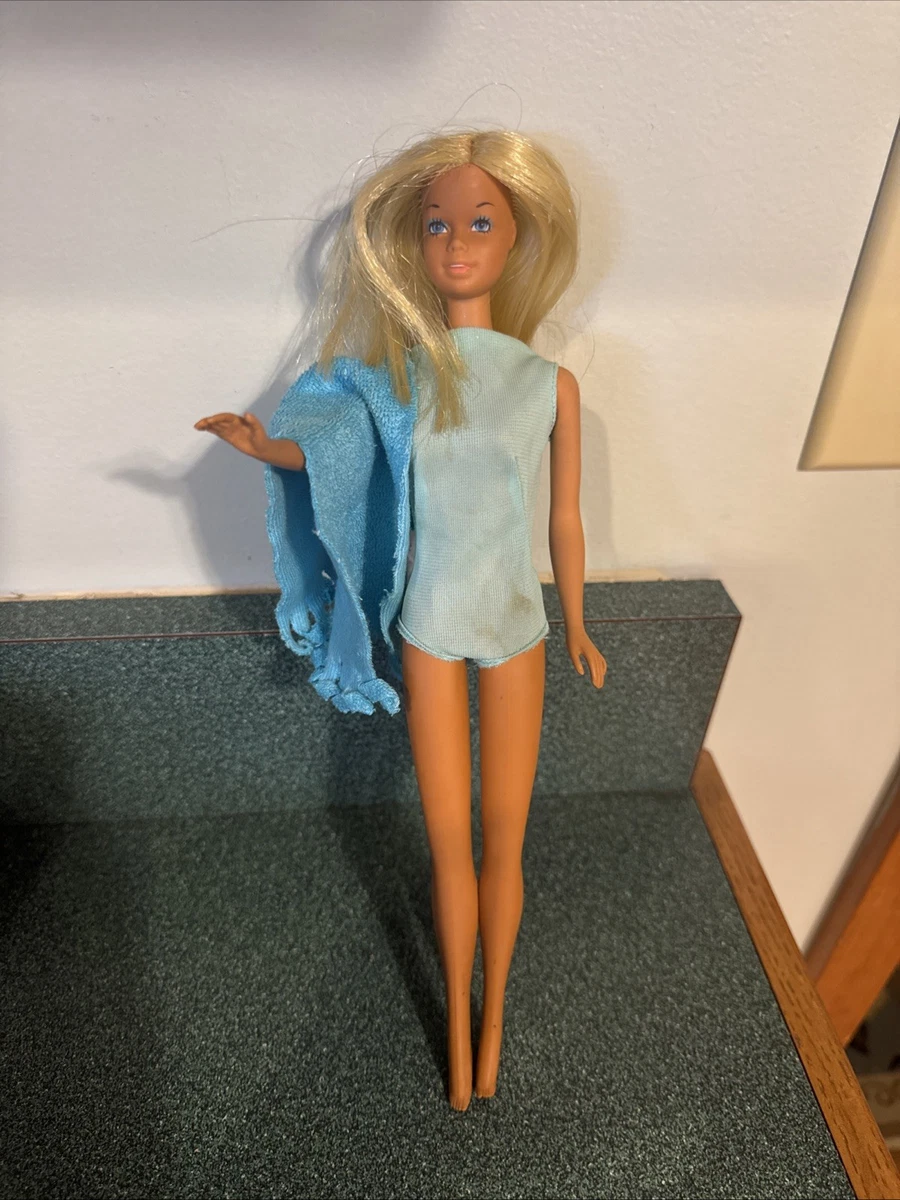 RARE Poupée Barbie Mod 1966 - Fabrication Corée - Tenue D'Origine