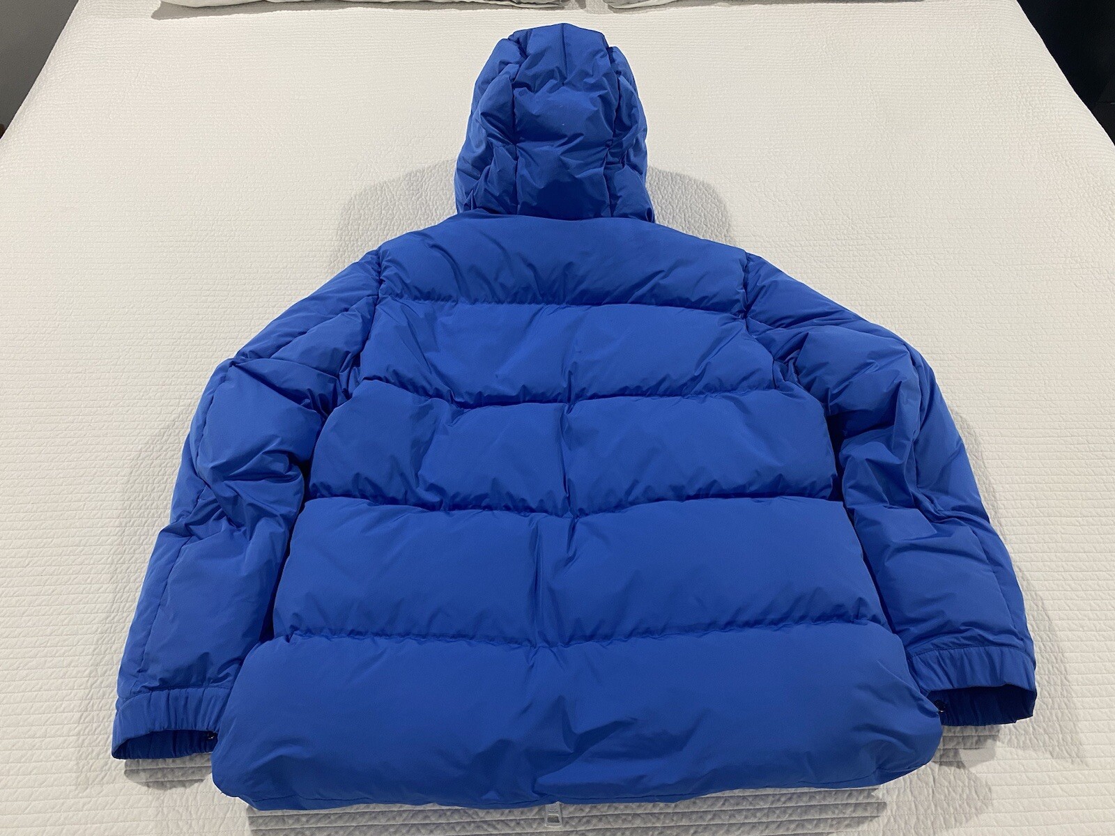 Men’s Blue Puffer Moncler Logo Quilted Jacket Size 4 image 2