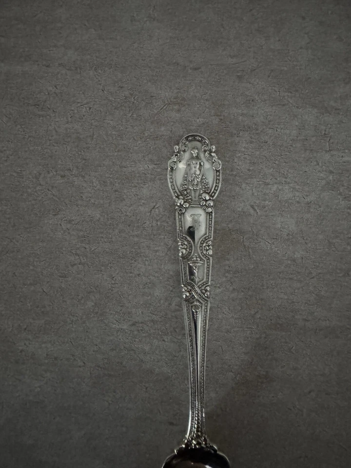 TIFFANY RENACENTISTA PATRÓN PLATA ESTERLINA 6 3/4" TENEDOR ENSALADA 3 DIENTES 2 AGUJEROS Foto 3 de 4