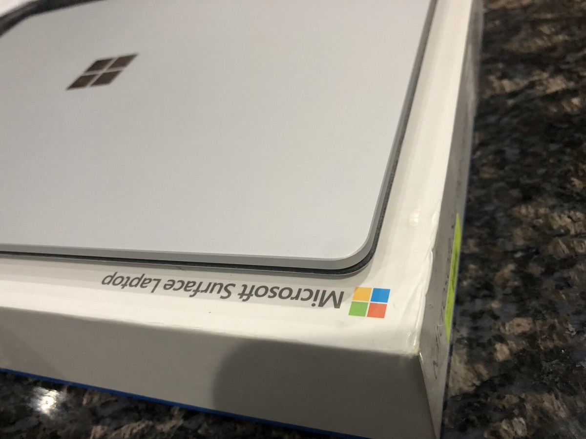 Microsoft Surface Laptop 13.5