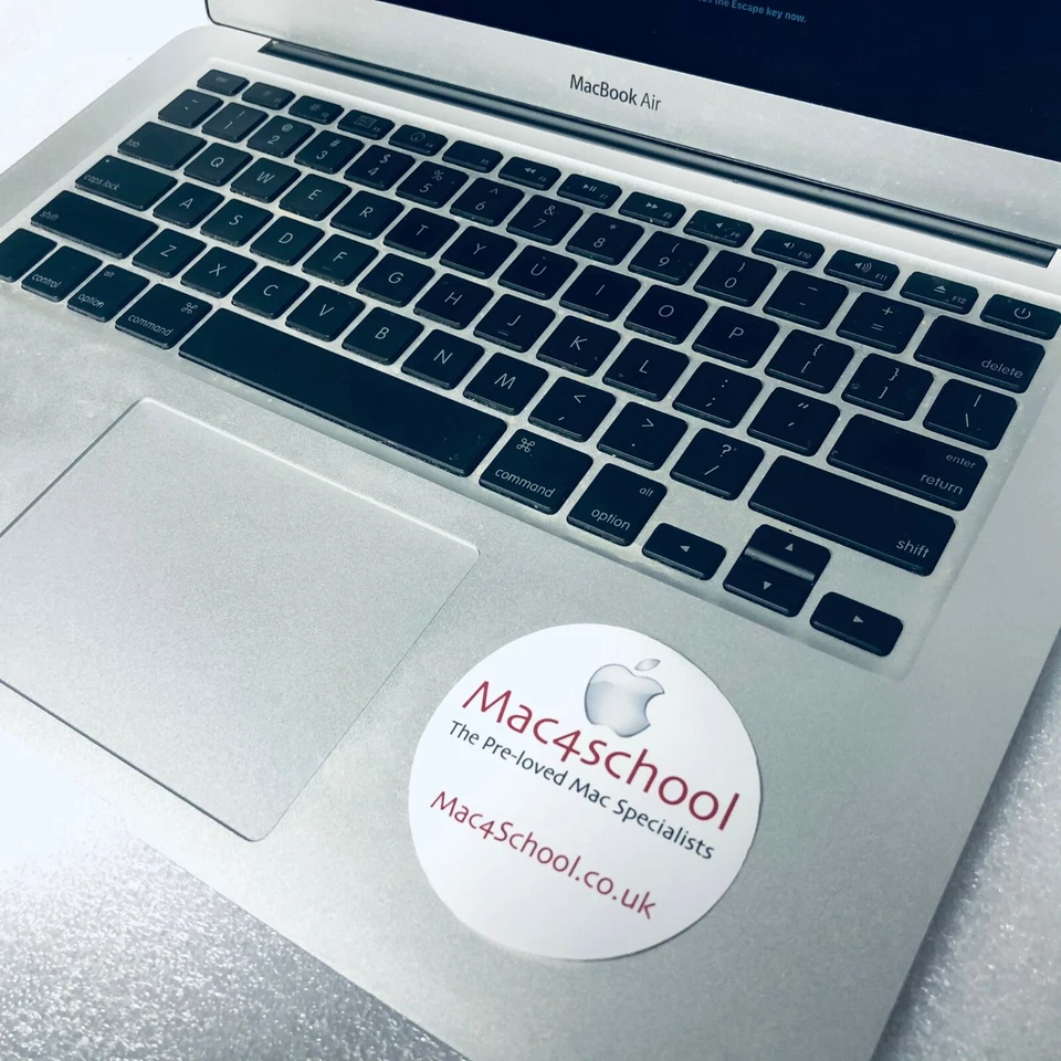 Apple MacBook Air 13.3" 1.86GHz 2GB 251GB Free Delivery High Sierra Pre Install - Image 3 of 4