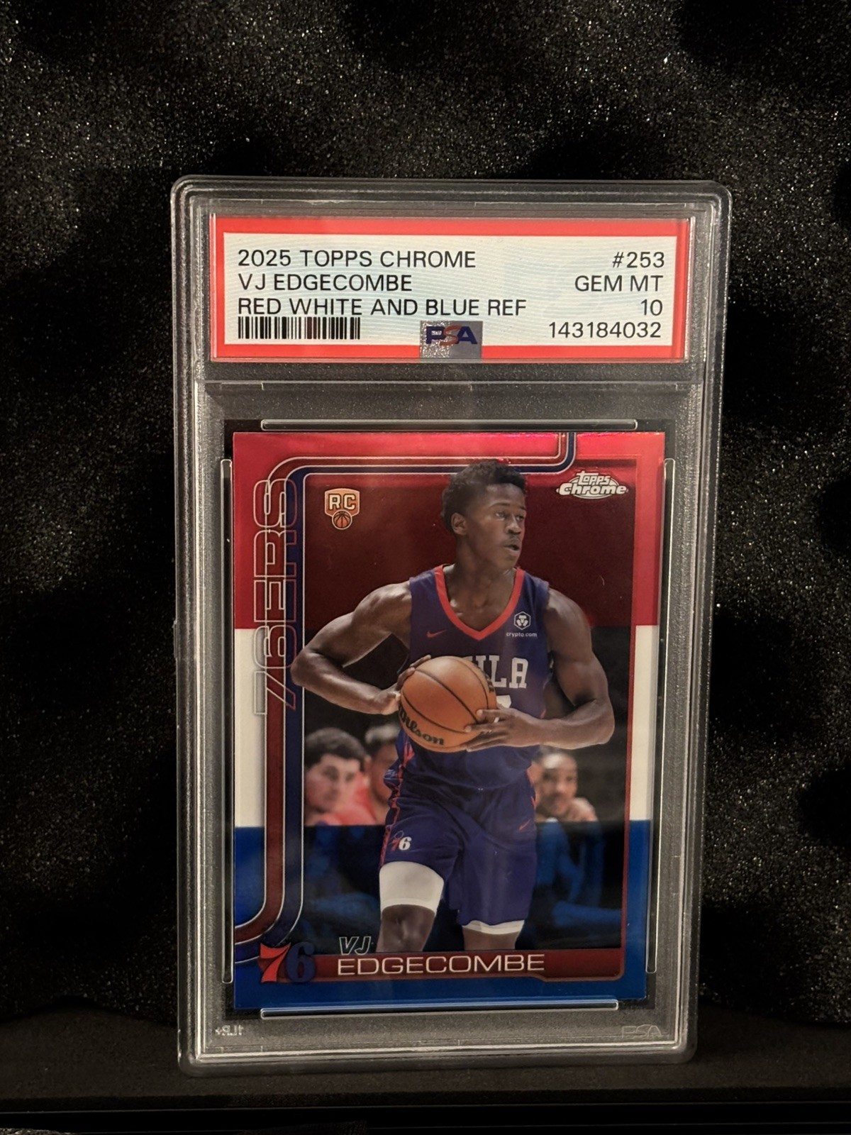 2025 TOPPS CHROME RED WHITE & BLUE REFRACTOR #253 VJ EDGECOMBE ROOKIE RC PSA 10