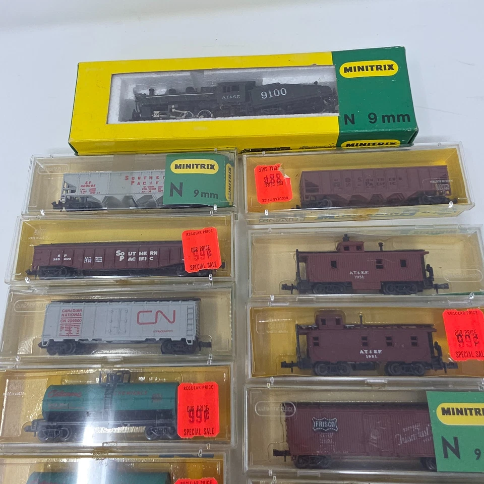 Vintage Minitrix & AHM N Escala Lote de 24 Carros de Carga AT&SF 9100 Motor a Vapor - Imagem 2 de 4