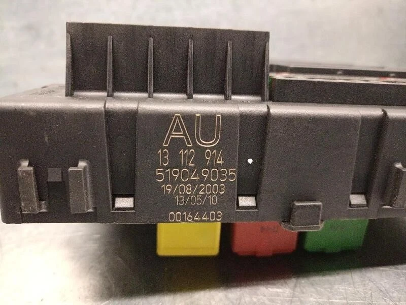 13112914 caja de relés fusibles para OPEL VECTRA C GTS (Z02) 2.0 2002 5420053 - Immagine 4 di 4