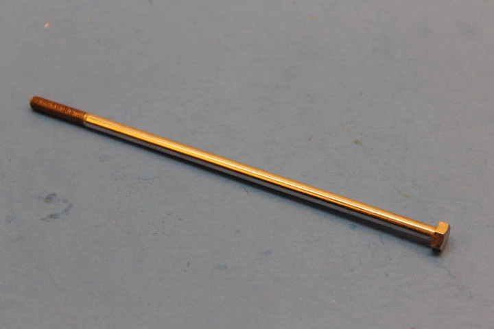 NOS YAMAHA CS3 YG1 PARAFUSO SEXTAVADO 6X100 PEÇA # 97303-06190-00 - Imagem 3 de 4