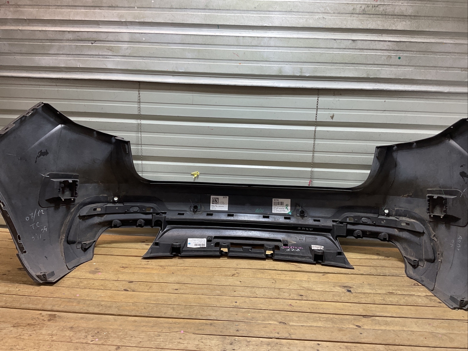 2019-2020 Maserati Levante GTS Rear Bumper Cover OEM  5099