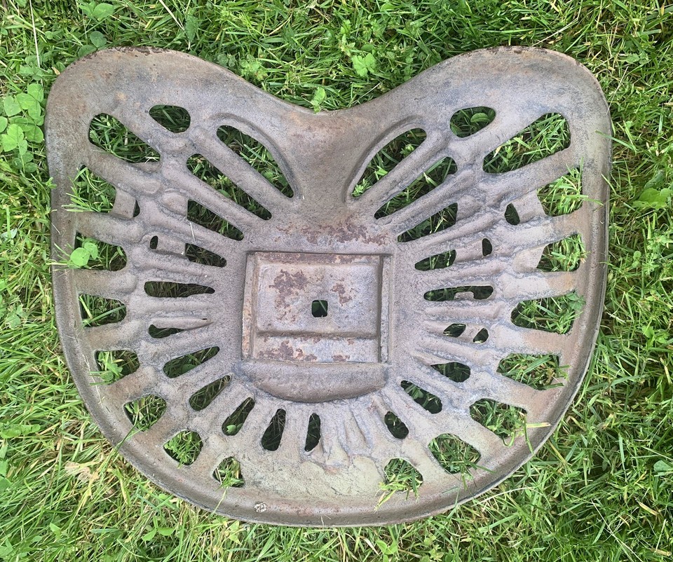 VINTAGE 1847 JOHN DEERE METAL TRACTOR SEAT eBay