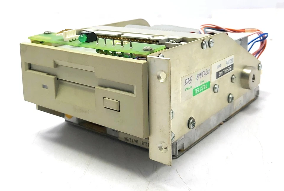 Quantum Fireball 3.5 Series 2.1S 8915C2C Disk Drive 16051 - Image 2 of 4