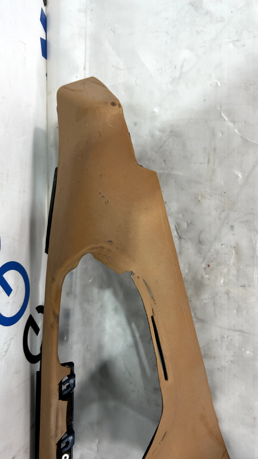 2011 ASTON MARTIN VANTAGE V8 REAR RIGHT MOULDING  6G33-312B10-AD