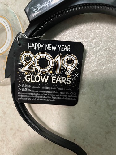 Disney Parks 2019 Light-Up Glow Ears Headband Minnie New Year NWT LED Hat - Picture 6 of 6