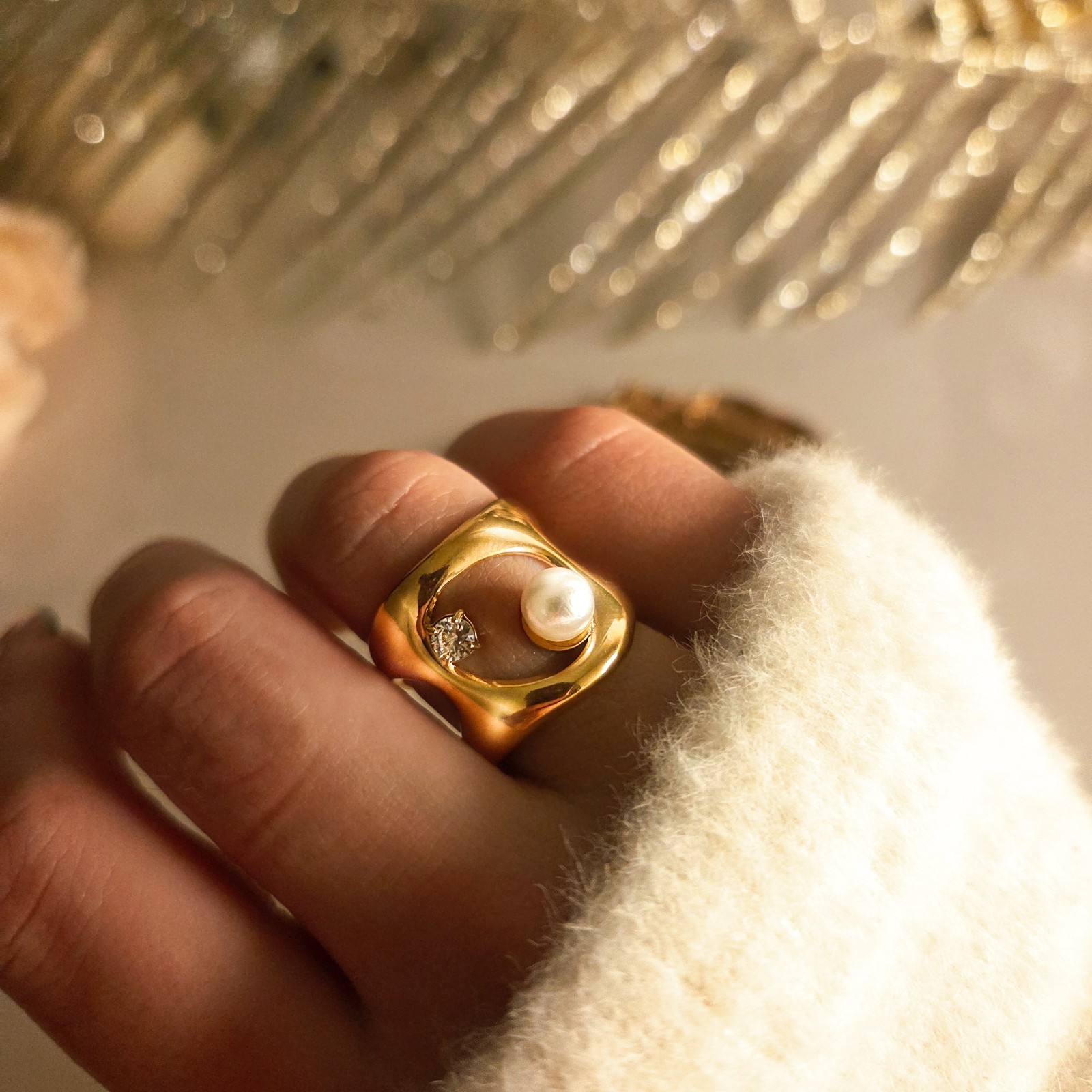 Bague perle et cristal pour femme en acier inoxydable doré taille ajustable