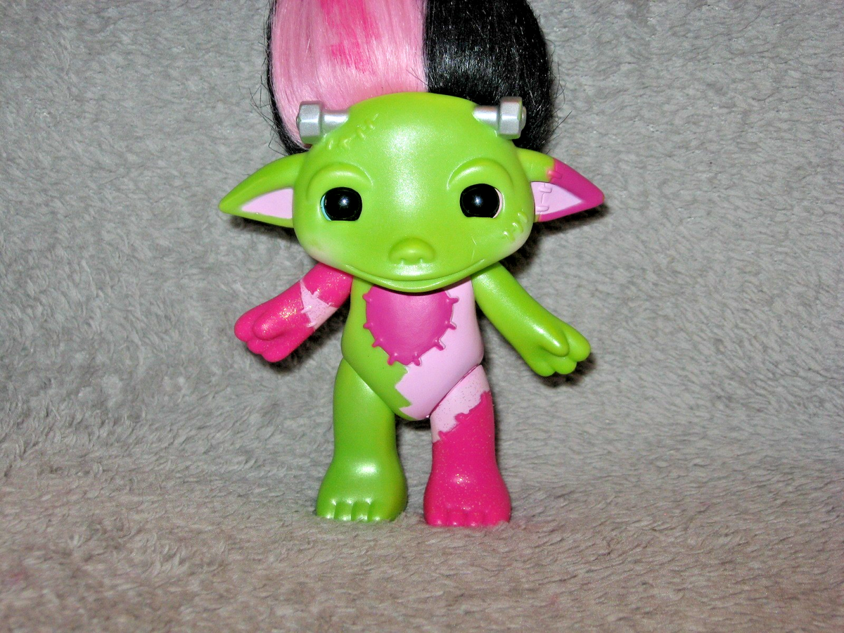 Moose Toys ~ The Zelfs ~ Super Zelf Series 5 ~ Frankenzelf ~ Large