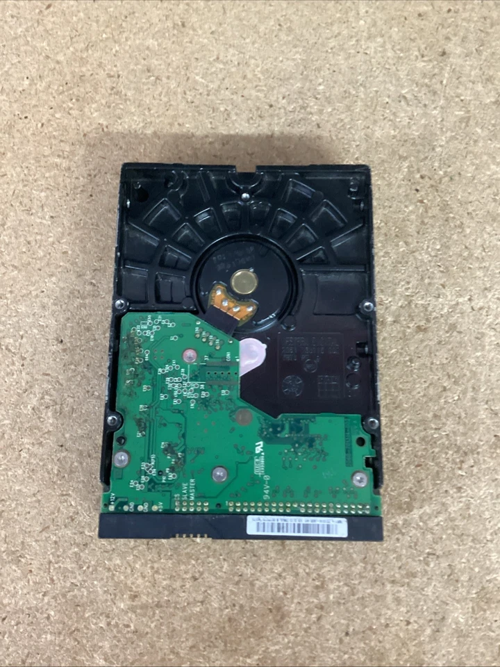 Western Digital Caviar SE 300GB Internal 7200RPM 3.5" (WD3000) HDD - Image 2 of 2