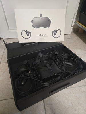 Oculus Rift Komplett Set, VR Brille + Sensoren + Controller