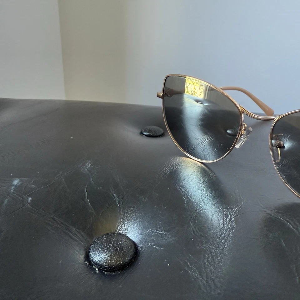 Gafas de sol para mujer Michael Kors Mk1062 La Paz oro rosa marrón degradado 58 mm usadas” Foto 4 de 4