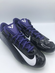 botines de futbol negros