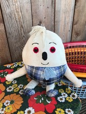 VINTAGE 1970S FABRIC STUFFED HUMPTY DUMPTY NOSTALGIC BLUE TARTAN RETRO TOY