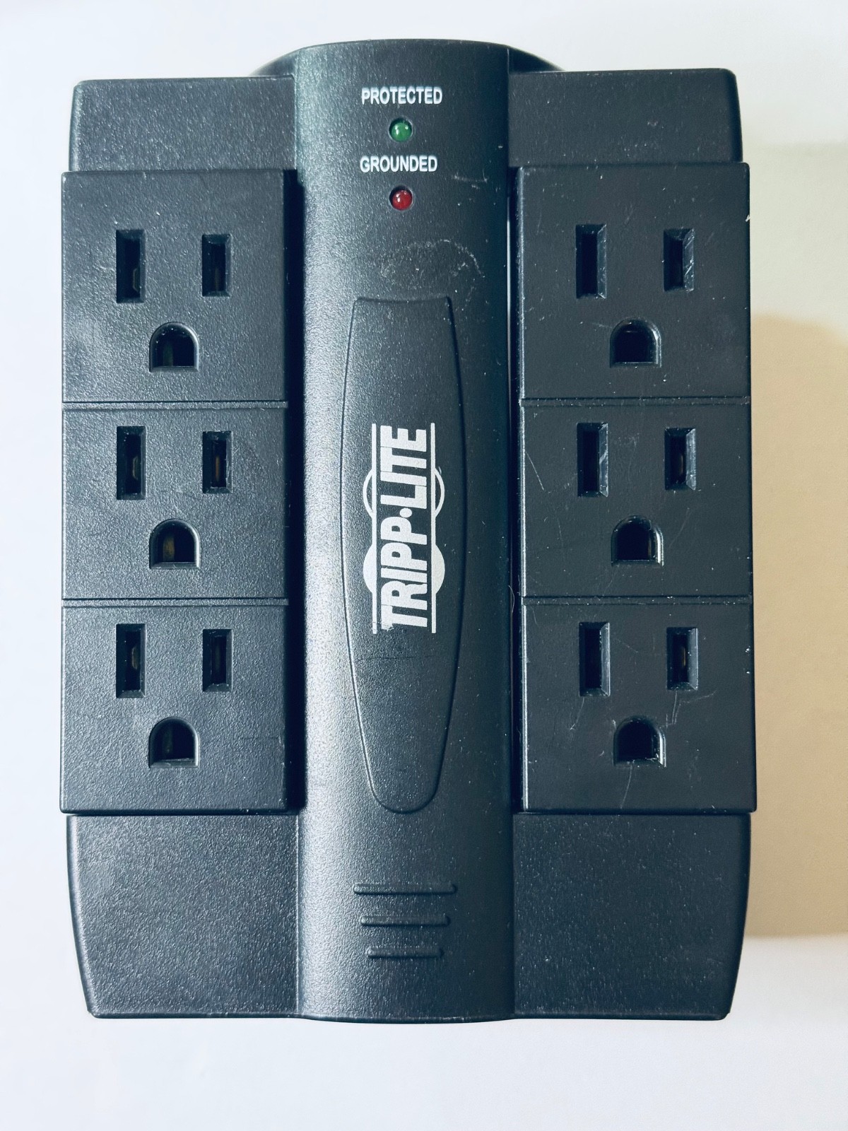 TRIPP-LITE 6 OUTLET SWIVEL ADJUSTABLE PLUG-IN SURGE PROTECTO