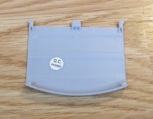 *Replacement* Silver Battery Cover for Durabrand (CD-56) Programmable CD Player - Picture 4 of 6