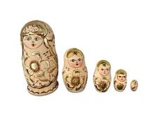 Russian Matryoshka Wood Nesting Dolls With Flower Set Of 5 Hand Painted Detail