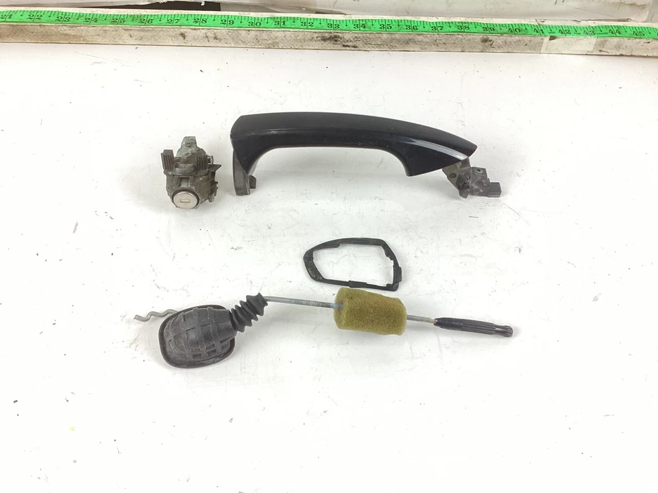 Оригинальная внешняя ручка передней левой двери для Mercedes-Benz C300 2008-2014 годов выпуска A2047600170 - Изображение 2 из 4