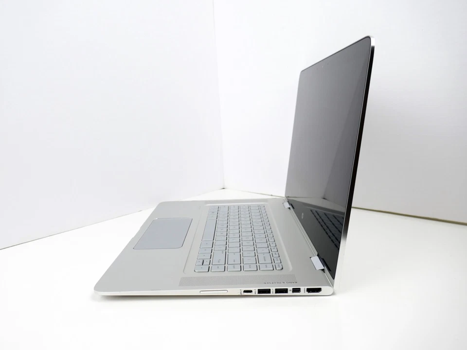 Portátil 15.6" HP x360 Spectre FHD 2 en 1 Intel Core i5-6200U 8GB DDR3 256GB SSD Foto 3 de 4