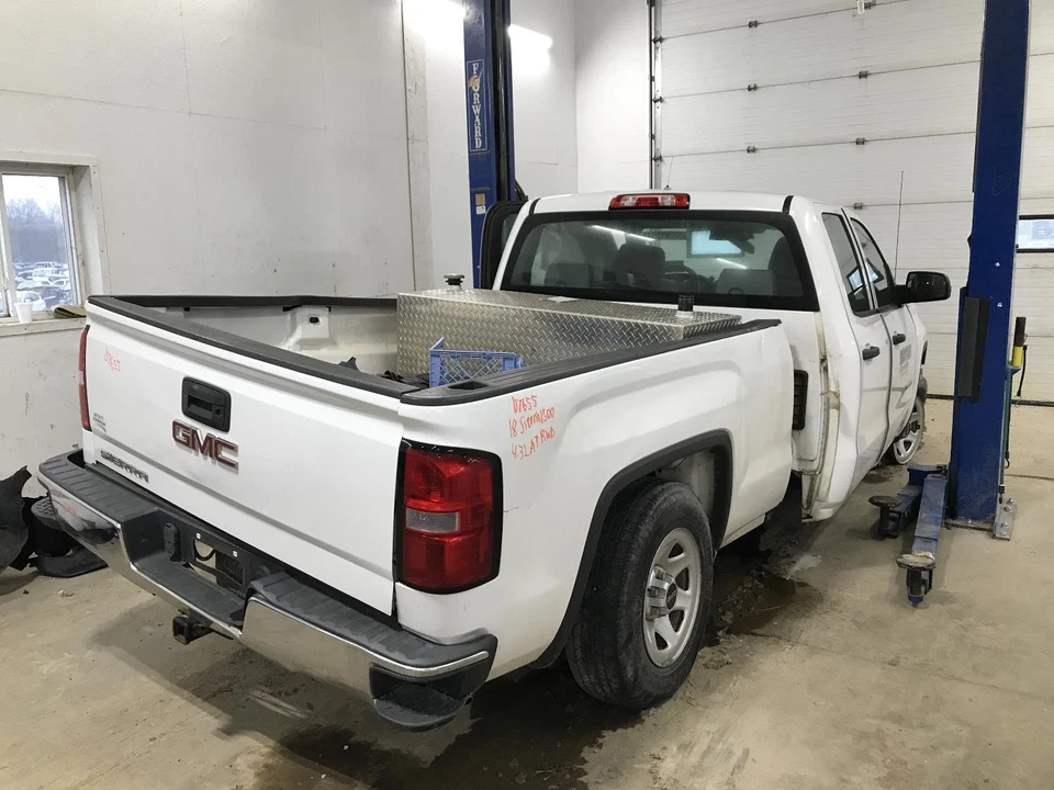 Used Fuse Box Engine fits: 2018 Gmc Sierra 1500 pickup ID 84071500 Grade A - Image 3 of 4