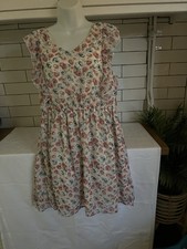 New Look Floral A-Line Knee Length V-Neck Flutter Sleeve Dress Size 16