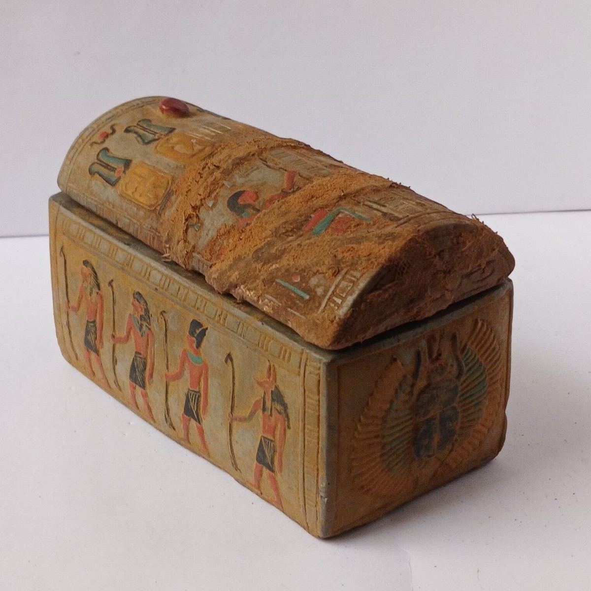Vintage Egyptian Sarcophagus Box – Hand-Sculpted Pharaoh Decor