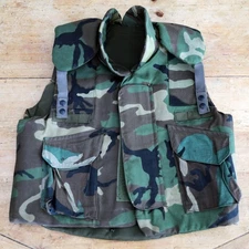 US Army Issue PASGT Flak Jacket Fragmentation Vest Size Medium
