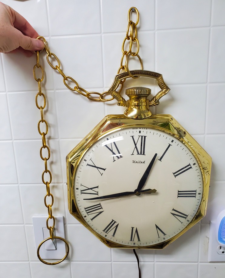 Large Vintage 1960s UNITED POCKET WATCH Wall Clock Model 48 W/Chain MCM ~ Works!