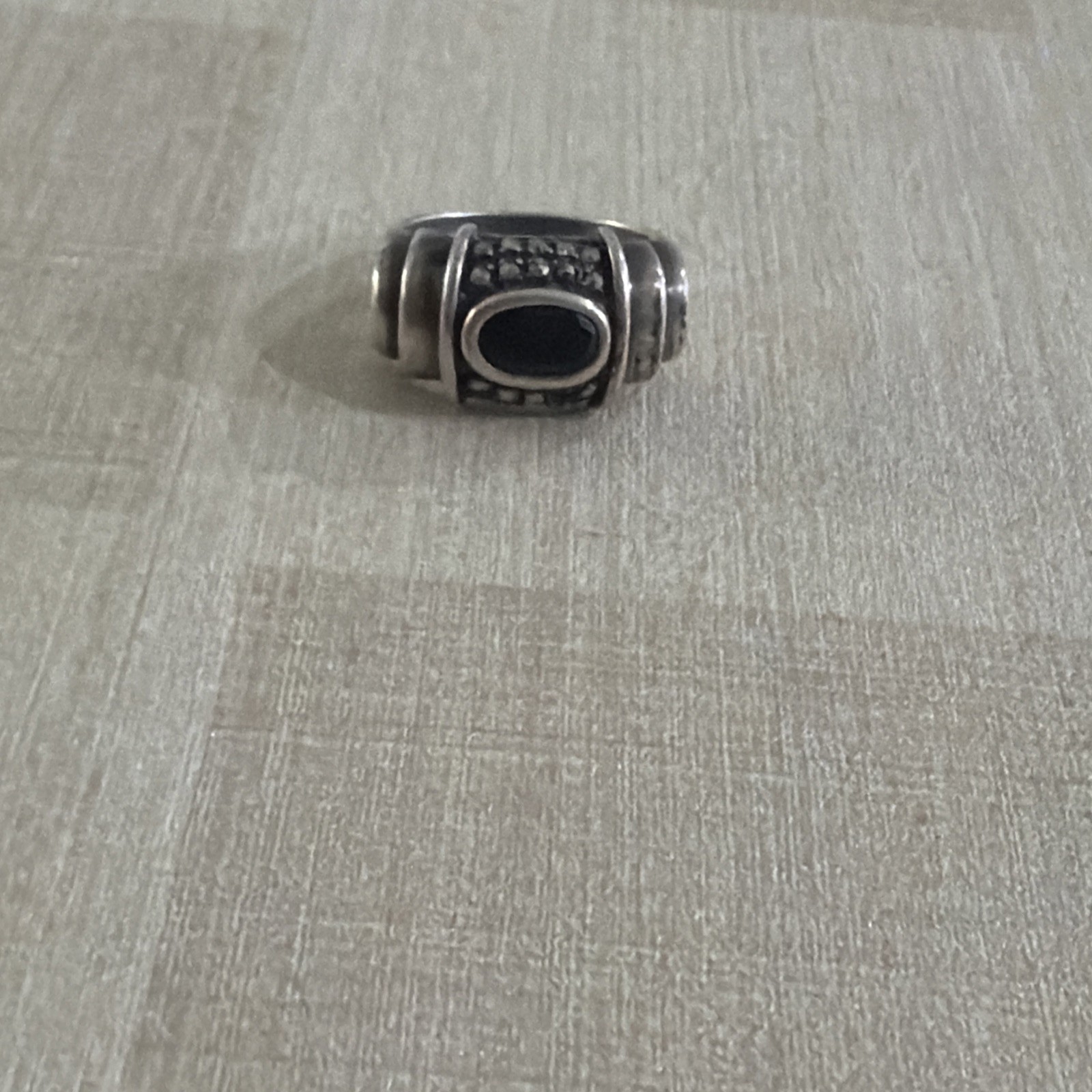 Vintage Solid Sterling Silver Black Ring Size 8 - image 6