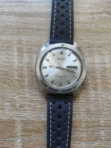 Seiko Skin Diver Vintage Uhr 6106-8100