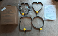 New Egg Molds 4" Avon Set of 4 w Handles Black Metal Baking Cooking Shapes Heart