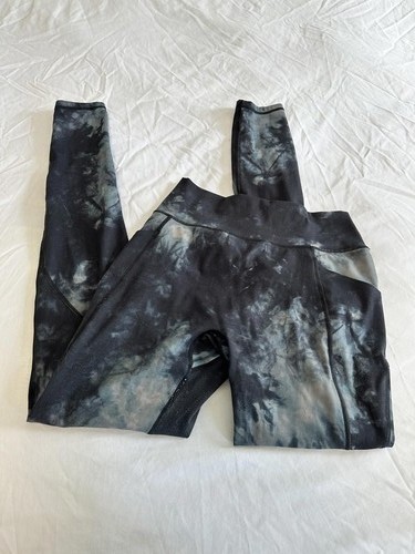 Alphalete Women's High-Waisted Surface Pocket Leggings - Size large