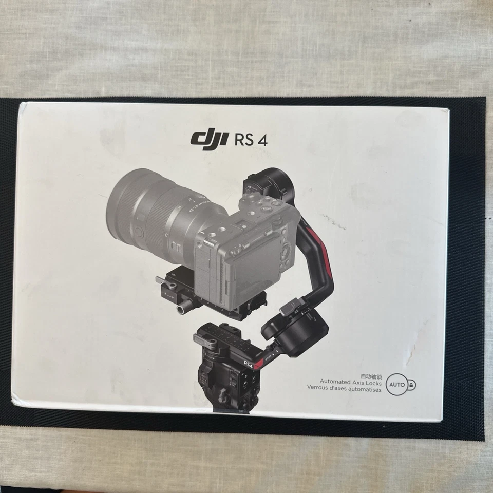 DJI RS 4 Camera Gimbal Stabilizer - Tracking - Image 2 of 4