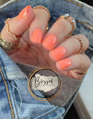 Red Aspen Press On Nails   Kaitlyn s Living Coral   Short Square   Orange Shiny