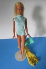 Vtg 1970 Sun Set Malibu Barbie Doll Twist 'n Turn #1067 Mattel w Beach Bag Towel