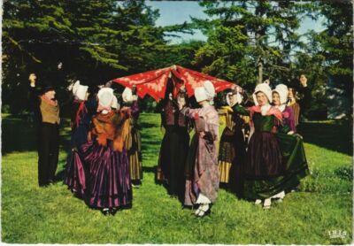 CPM Klischee führt mit dem Concours de la Bourree d'Aurillac (1117312)