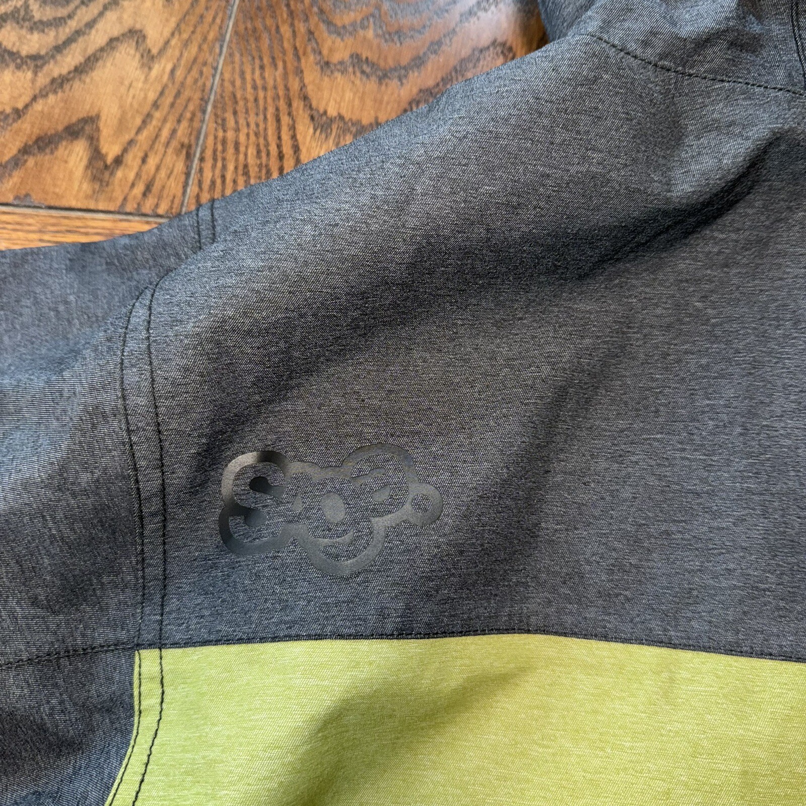 Saga Outerwear Jacket Ski Snowboard Winter Snowboarding Green Gray Mens XXL 2XL
