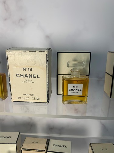 Rare Chanel No. 19 Parfum perfume 7.5ml 1/4 oz - 221122-A - Picture 3 of 21