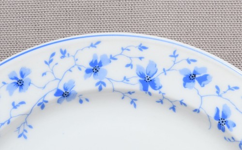 Arzberg Bayern Blue Flowers & Trim Floral Design Salad Plate 7 1/2" - Picture 2 of 4