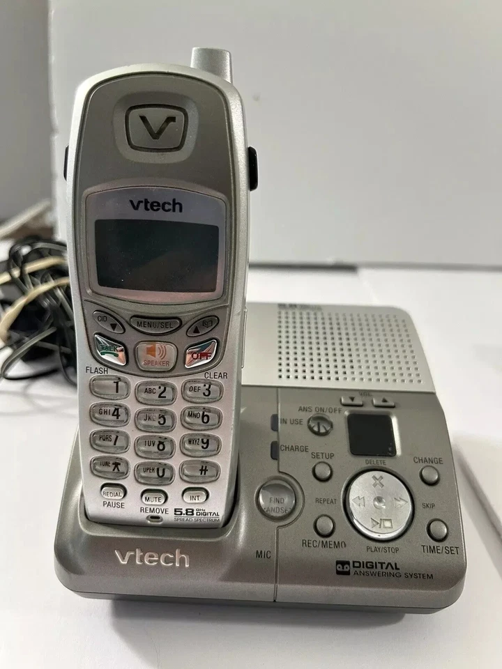 vtech digital answering system Mi6879 with extra handset - Image 4 of 4
