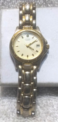 Citizen Quartz Watch Women 1010-K09931 White Dial Bracelet Date New Bat Works !!