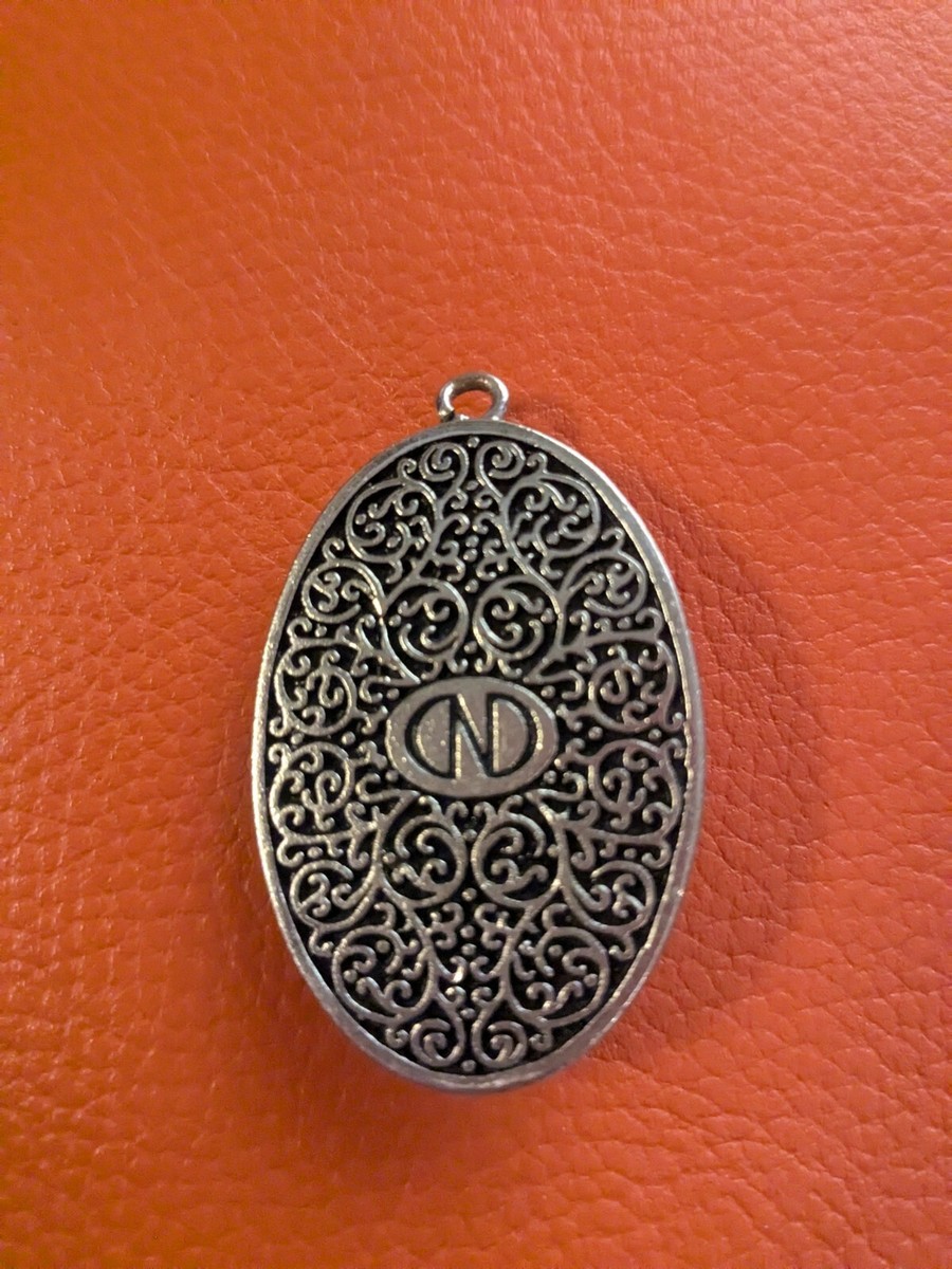 Buddha Head Pendant Caroline Neron View 3