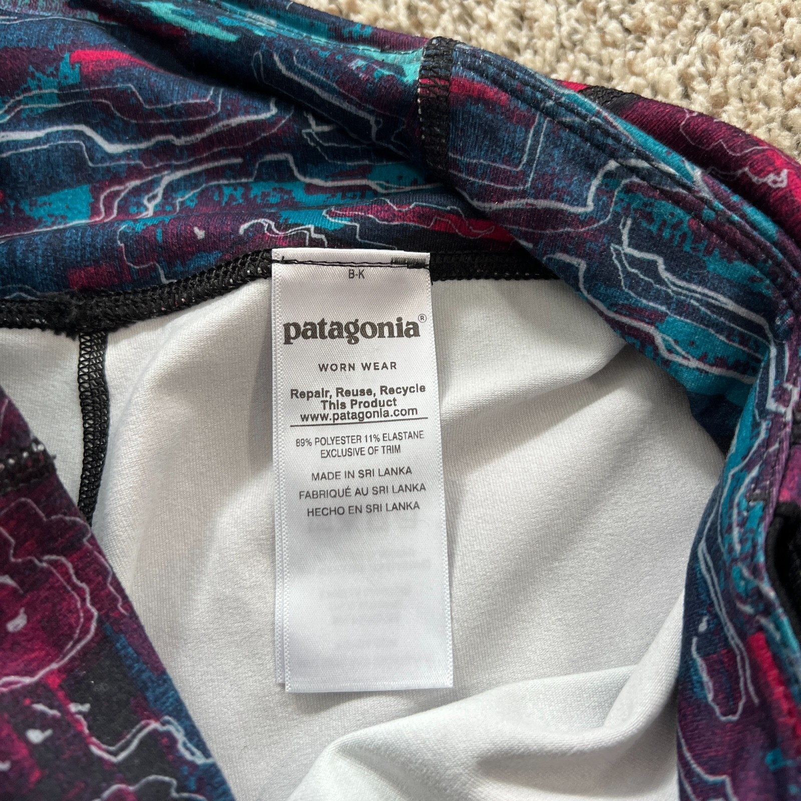 Patagonia Centered Crop Leggings Womens Size S Canyon Glades Craft Pink Hike thumbnail 5